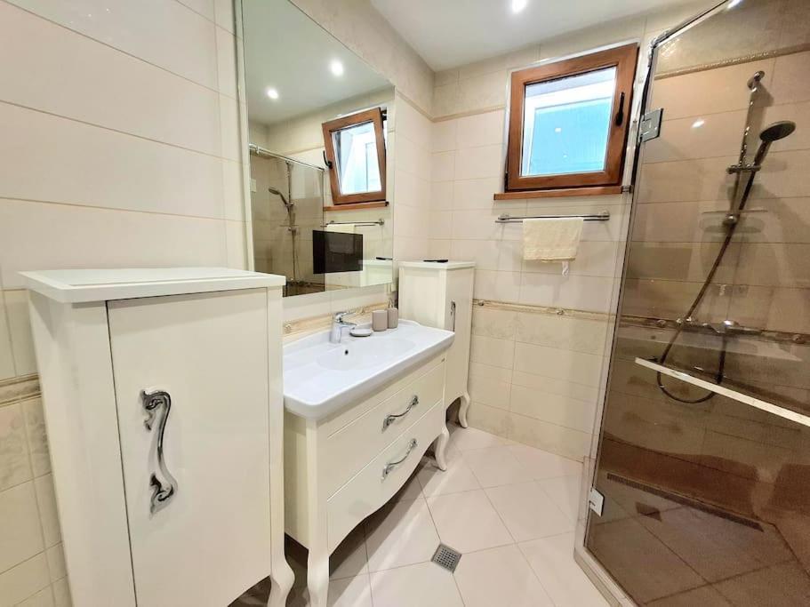 Spacious Prestige Penthouse Warna Exterior foto