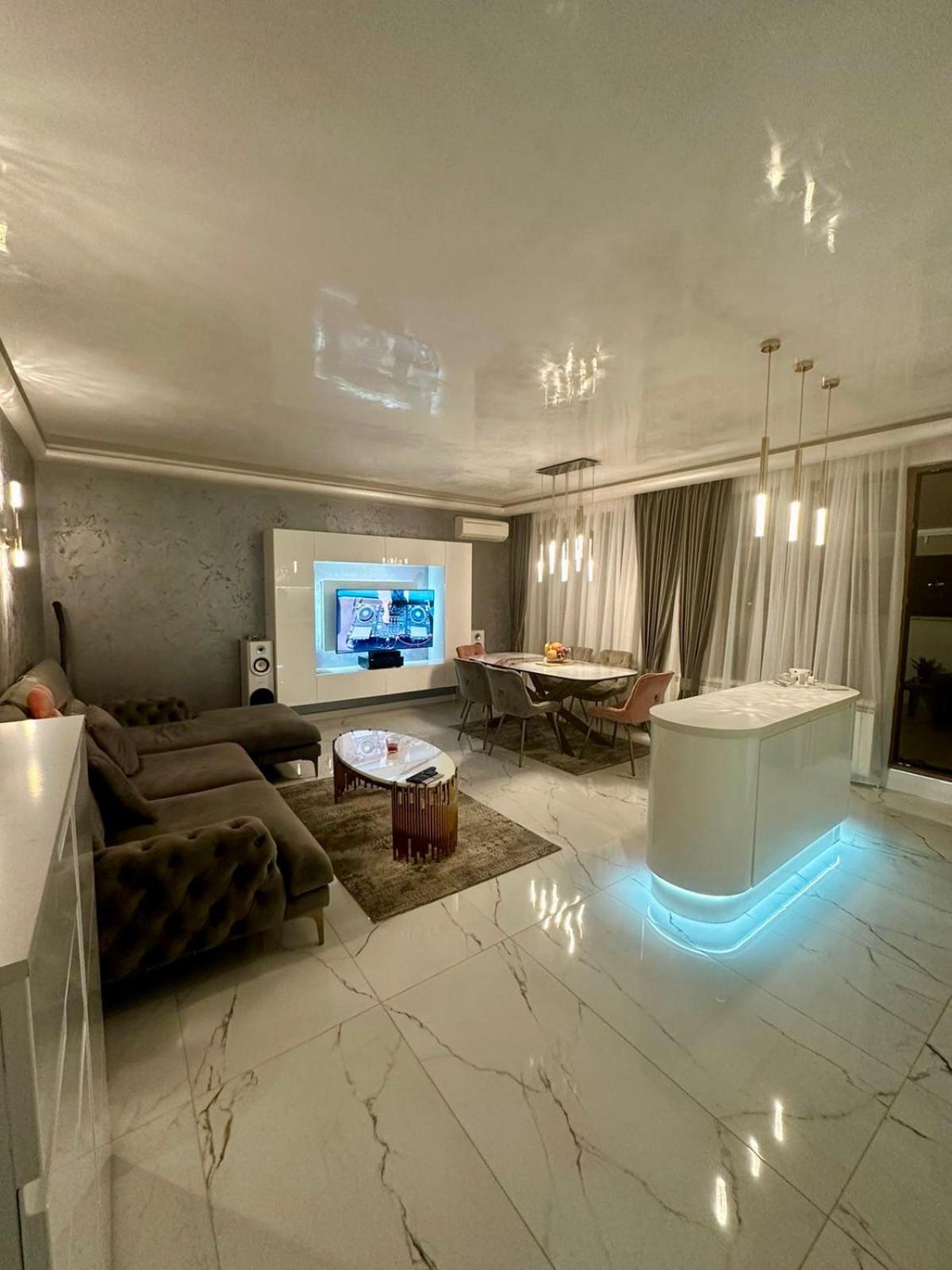 Spacious Prestige Penthouse Warna Exterior foto
