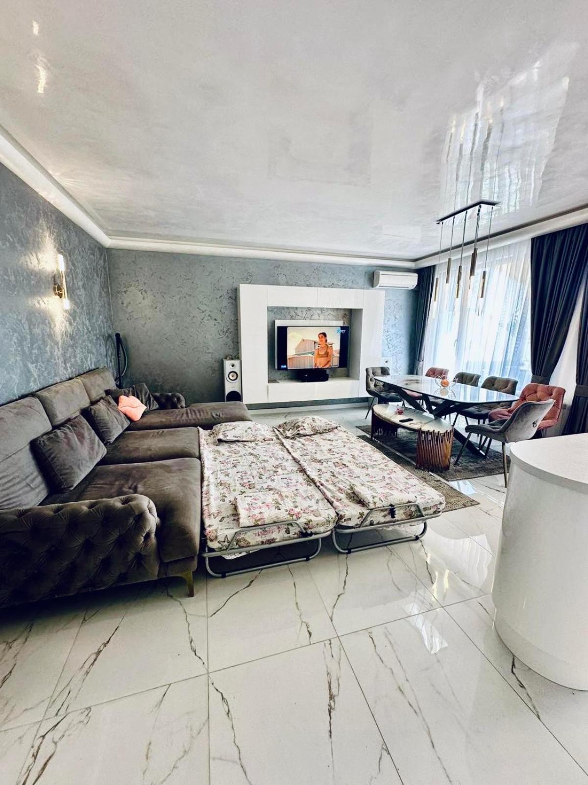 Spacious Prestige Penthouse Warna Exterior foto