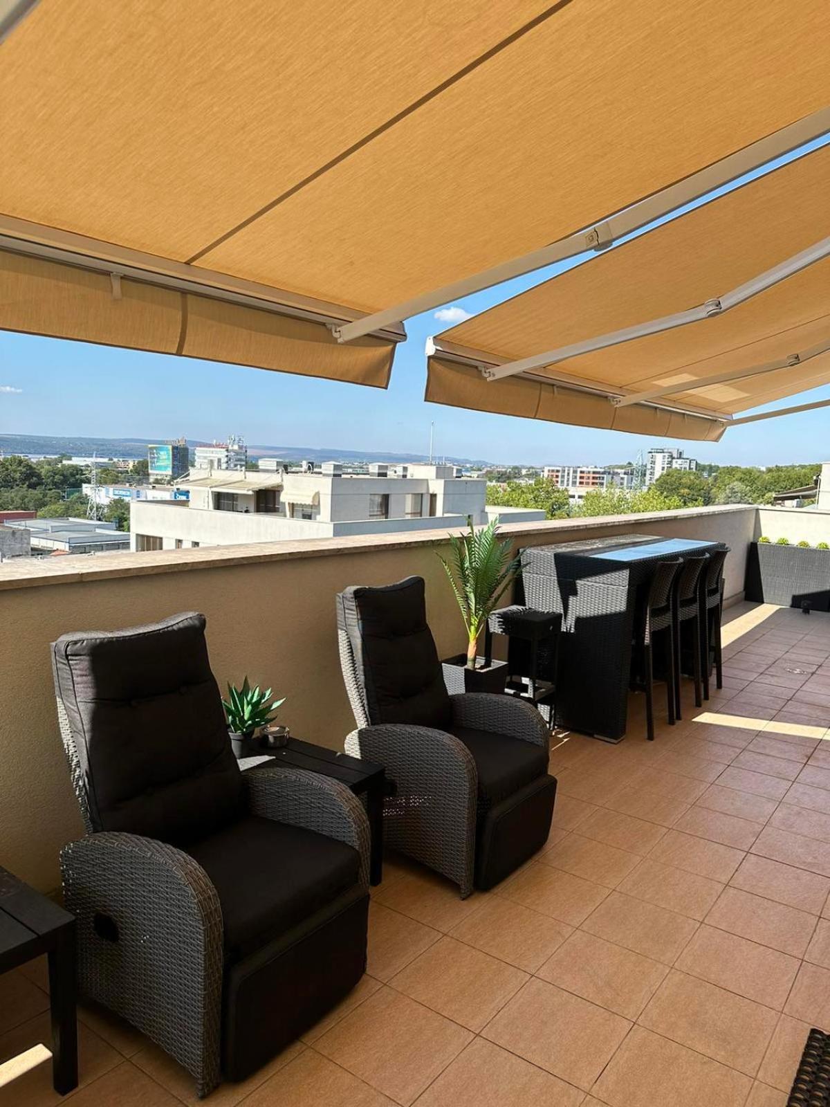 Spacious Prestige Penthouse Warna Exterior foto