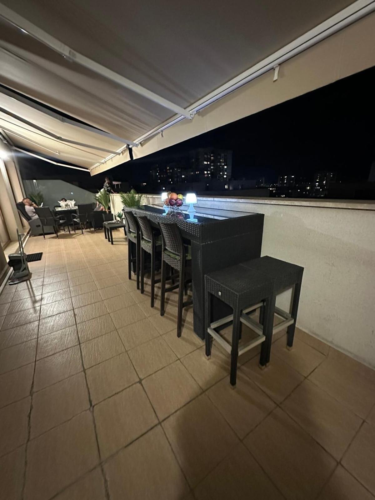 Spacious Prestige Penthouse Warna Exterior foto